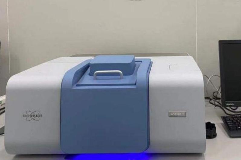 中遠紅外反射率測量裝置